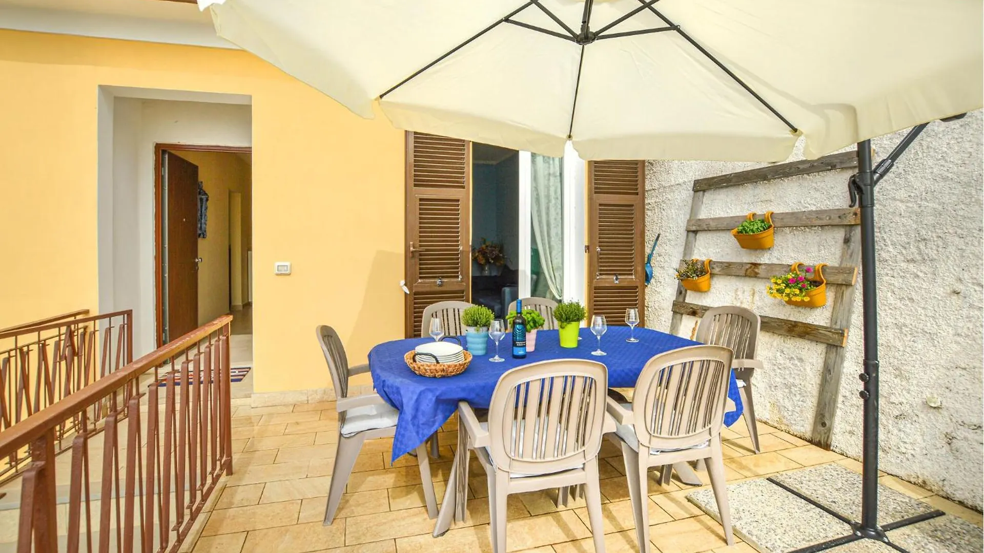2 Bedroom Awesome Home In Cipressa