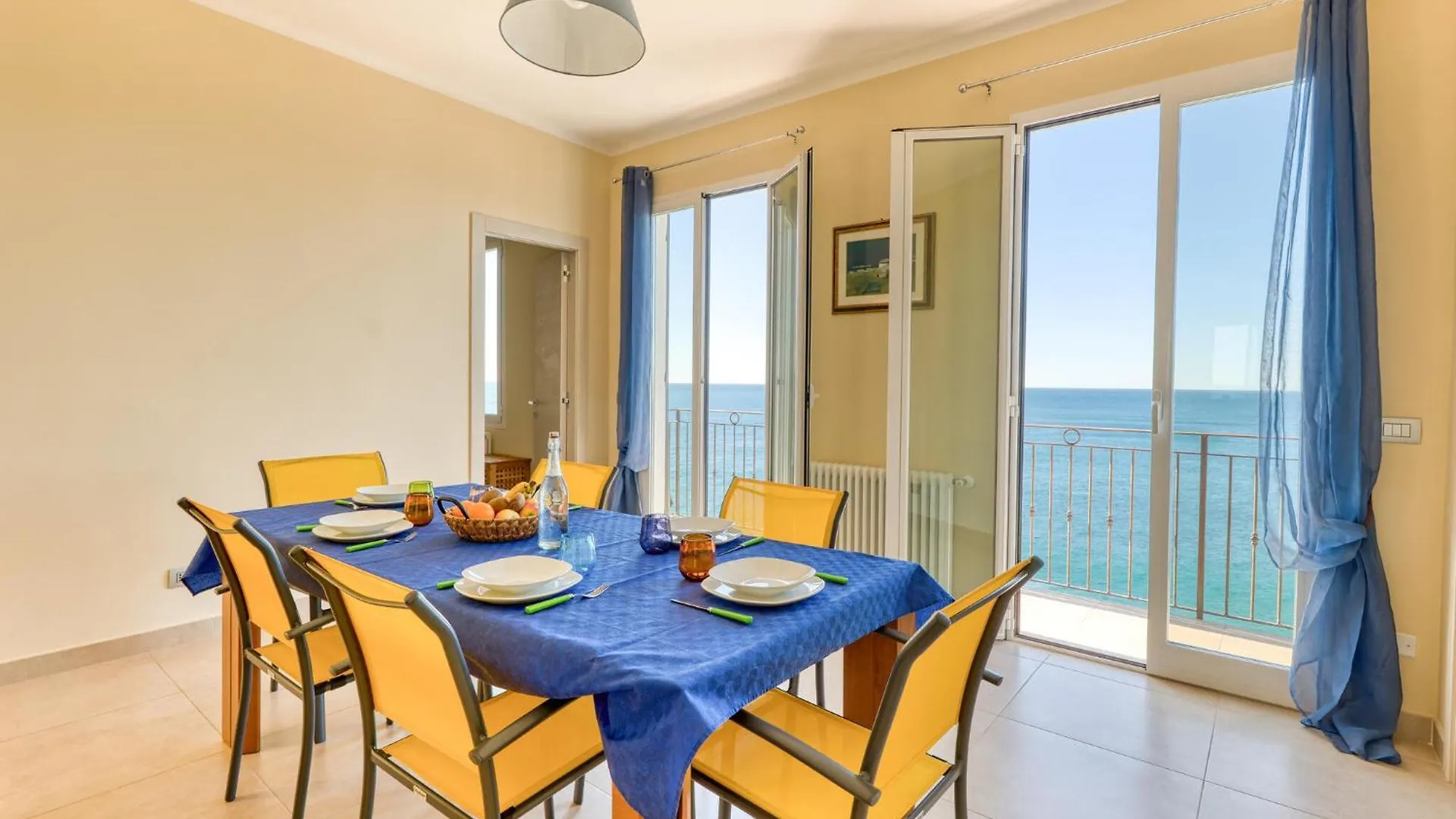 Casa vacanze 2 Bedroom Awesome Home In Cipressa